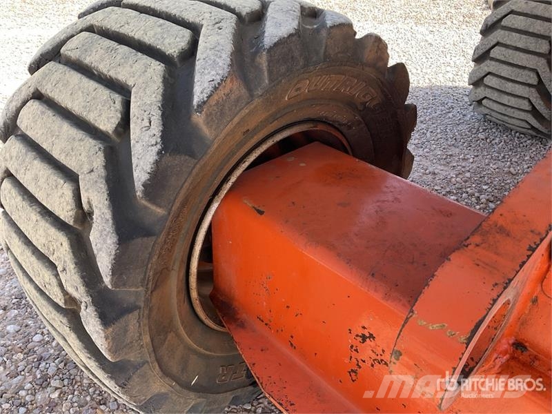 JLG 450AJSII 4WD Diesel Articulating Boom Lift Коленчатые подъемники