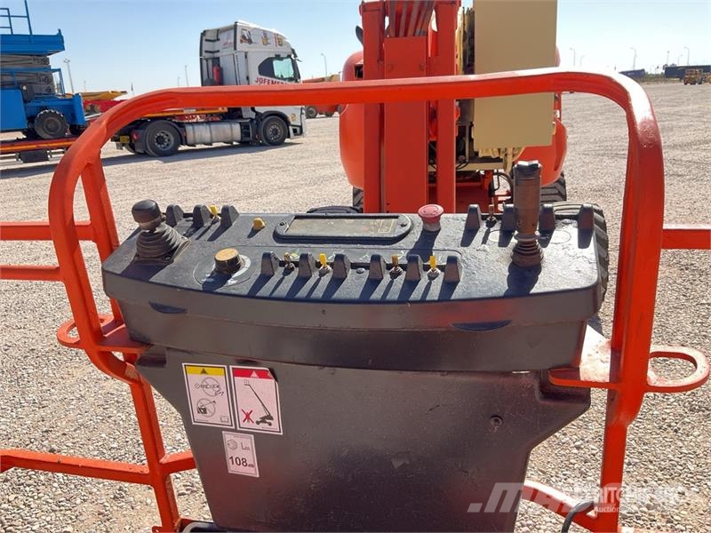 JLG 450AJSII 4WD Diesel Articulating Boom Lift ブームリフト 屈伸型