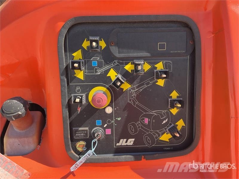 JLG 450AJSII 4WD Diesel Articulating Boom Lift ブームリフト 屈伸型