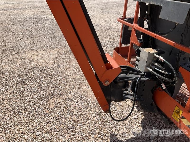 JLG 450AJSII 4WD Diesel Articulating Boom Lift Коленчатые подъемники