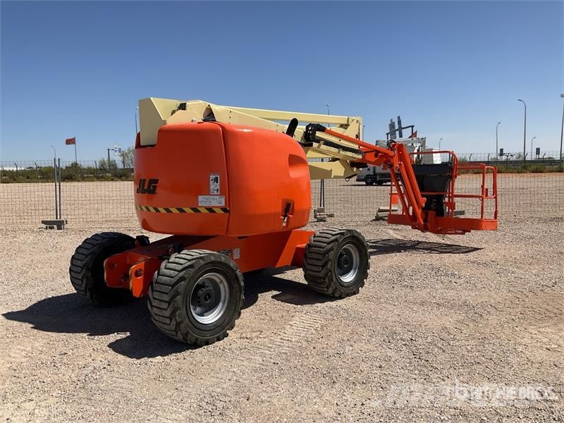 JLG 450AJSII 4WD Diesel Articulating Boom Lift ブームリフト 屈伸型