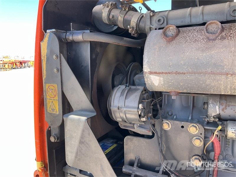 JLG 450AJSII 4WD Diesel Articulating Boom Lift ブームリフト 屈伸型