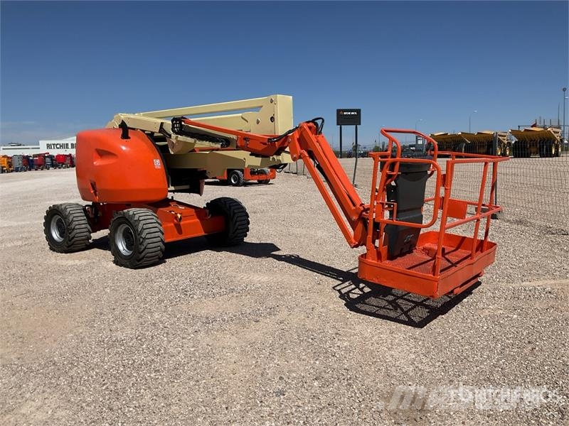 JLG 450AJSII 4WD Diesel Articulating Boom Lift ブームリフト 屈伸型
