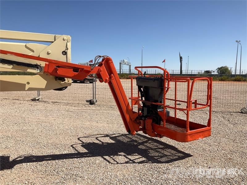 JLG 450AJSII 4WD Diesel Articulating Boom Lift ブームリフト 屈伸型