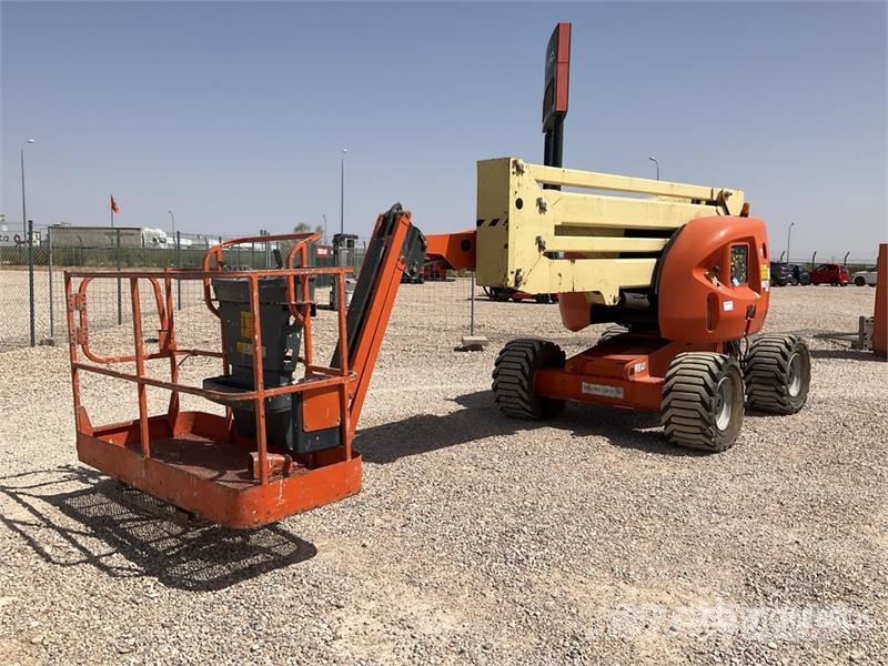JLG 450AJSII 4WD Diesel Articulating Boom Lift Коленчатые подъемники