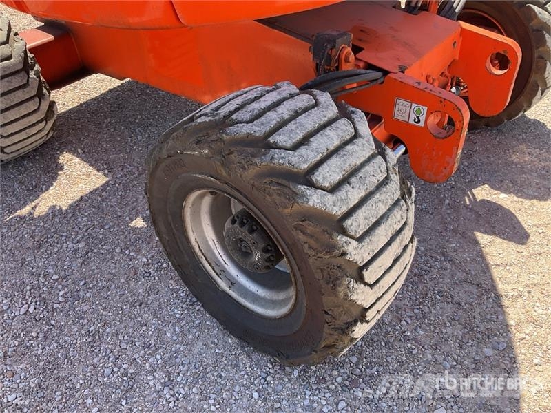 JLG 450AJSII 4WD Diesel Articulating Boom Lift ブームリフト 屈伸型