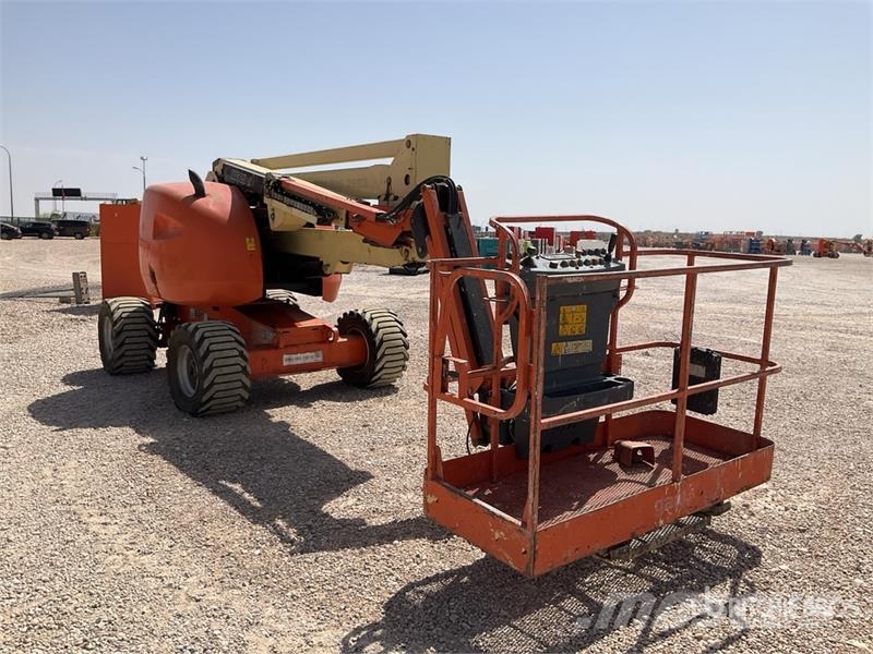 JLG 450AJSII 4WD Diesel Articulating Boom Lift Коленчатые подъемники