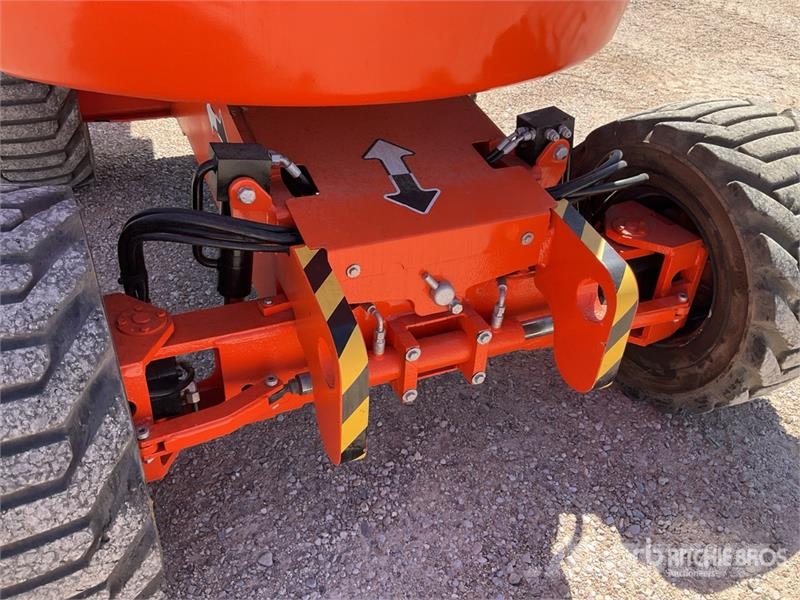 JLG 450AJSII 4WD Diesel Articulating Boom Lift ブームリフト 屈伸型