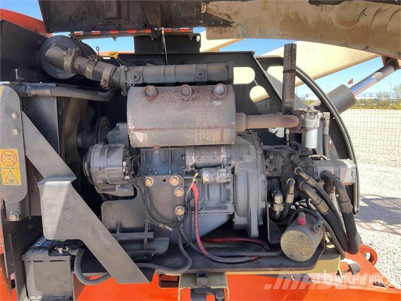 JLG 450AJSII 4WD Diesel Articulating Boom Lift ブームリフト 屈伸型