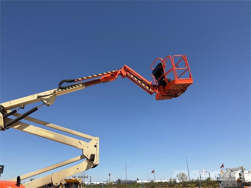 JLG 450AJSII 4WD Diesel Articulating Boom Lift ブームリフト 屈伸型