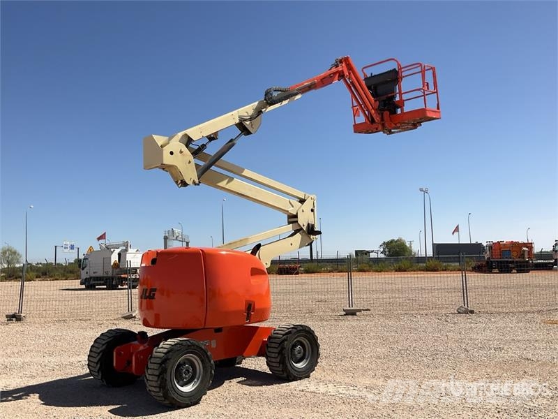 JLG 450AJSII 4WD Diesel Articulating Boom Lift ブームリフト 屈伸型