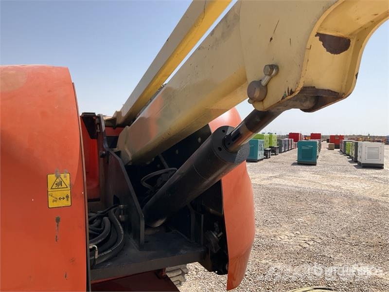 JLG 450AJSII 4WD Diesel Articulating Boom Lift Коленчатые подъемники
