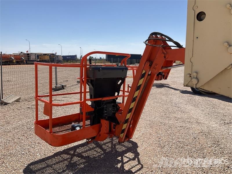 JLG 450AJSII 4WD Diesel Articulating Boom Lift ブームリフト 屈伸型