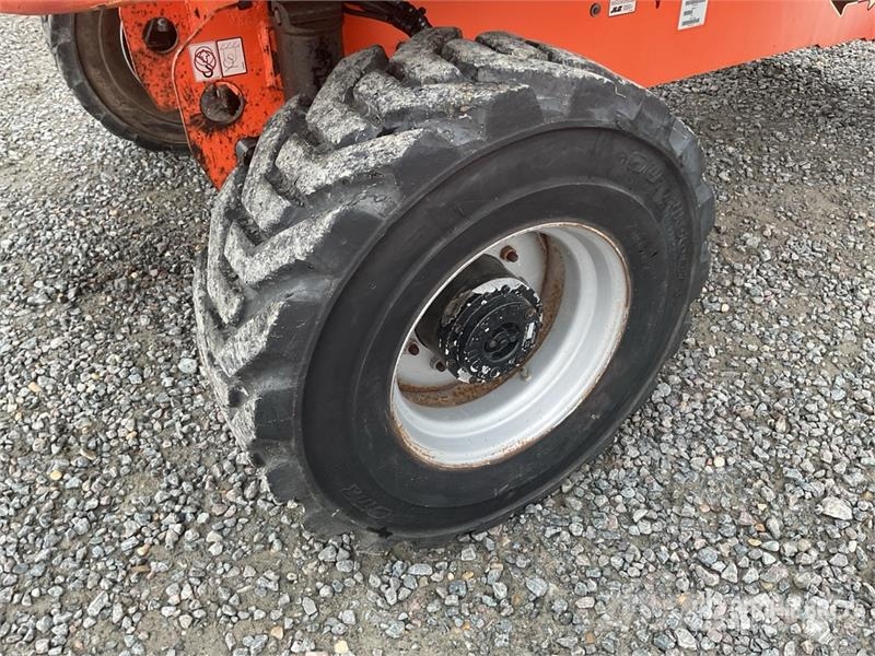 JLG 460SJ 4WD Diesel Telescopic Boom Lift Teleszkópos emelők
