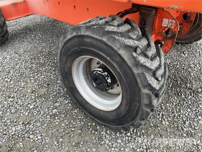 JLG 460SJ 4WD Diesel Telescopic Boom Lift Teleszkópos emelők
