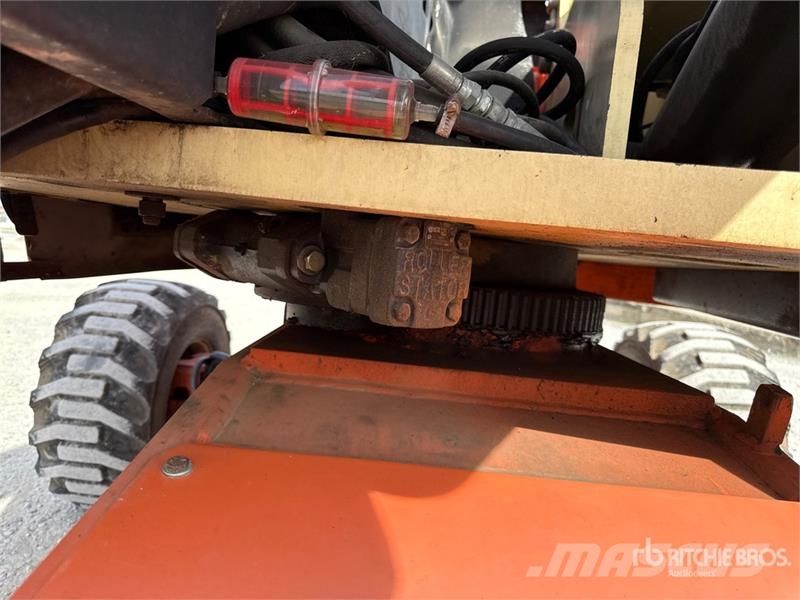 JLG 510 AJ Articulating Boom Lift Zglobne podizne platforme