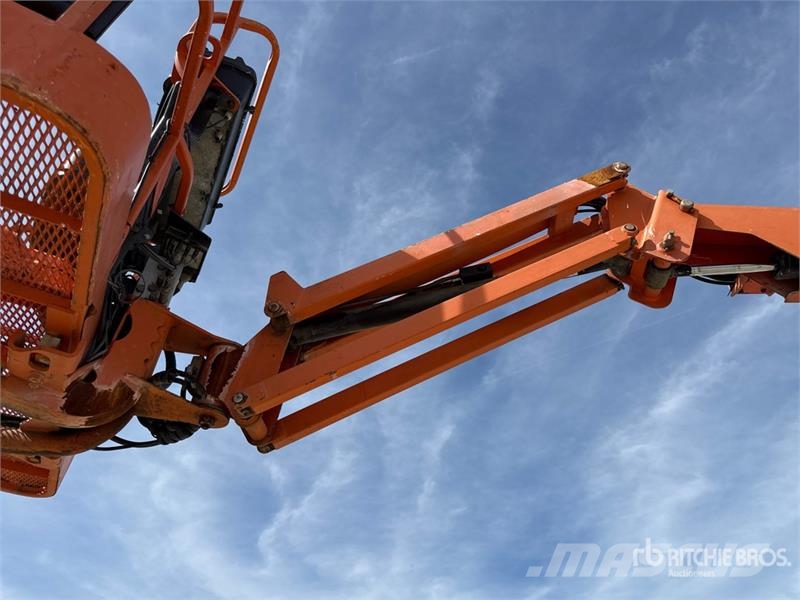JLG 510 AJ Articulating Boom Lift Zglobne podizne platforme