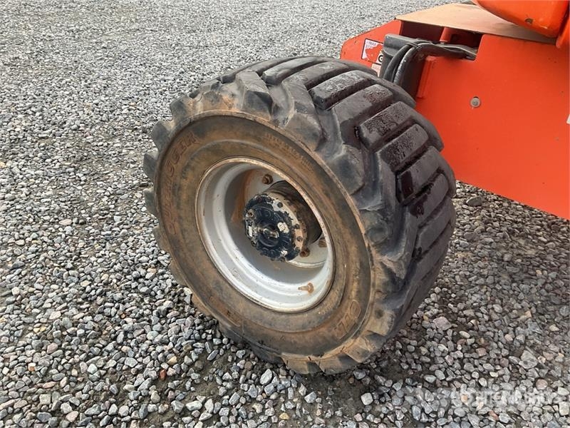 JLG 510AJ Karos emelők