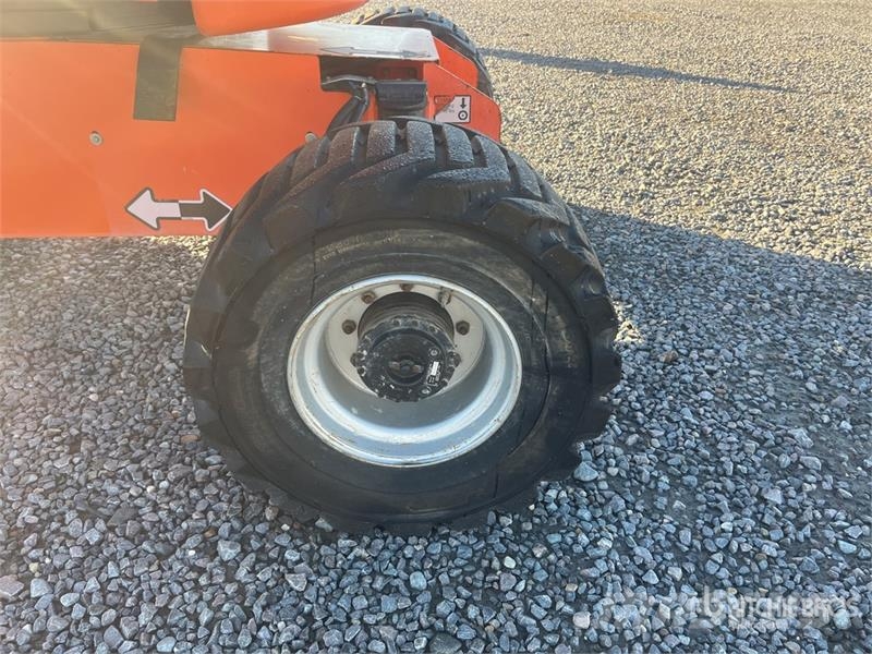 JLG 510AJ 4WD Diesel Articulating Boom Lift Articulated boom lifts