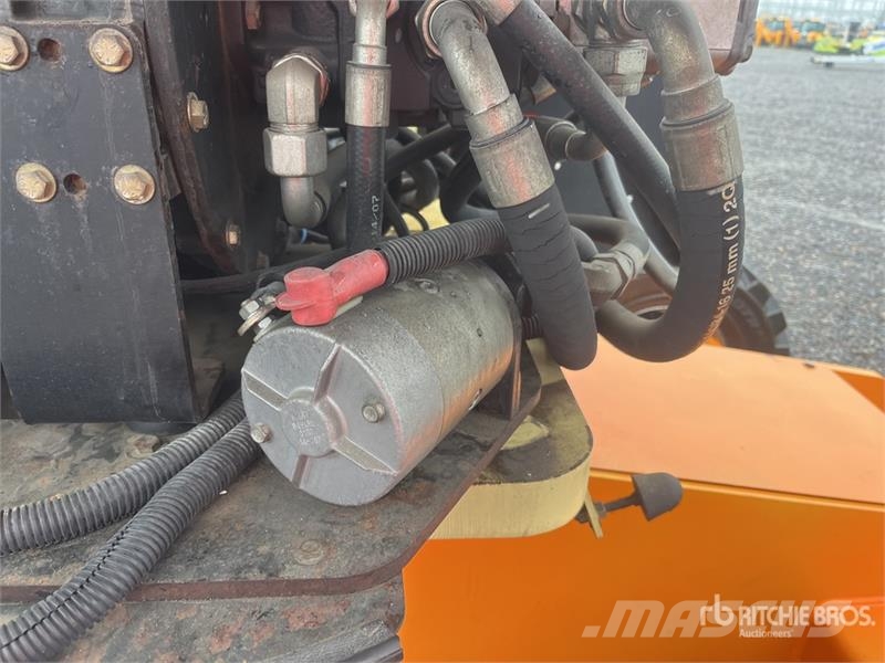 JLG 510AJ 4WD Diesel Articulating Boom Lift Iseliikuvad poomtõstukid