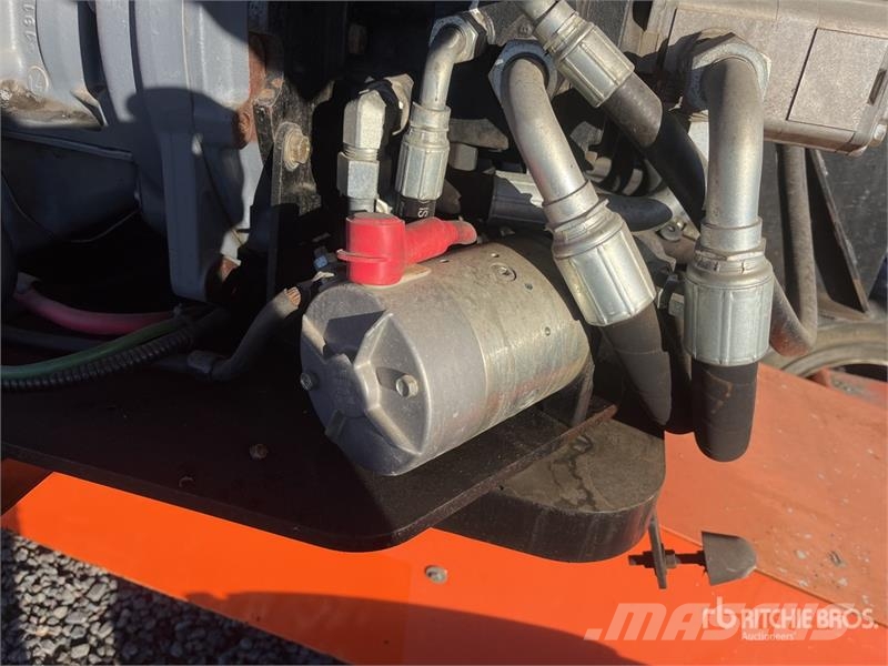JLG 510AJ 4WD Diesel Articulating Boom Lift Articulated boom lifts