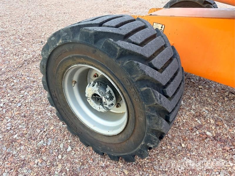 JLG 510AJ 4WD Nacelle Articulee Articulating Boom Lift Nacelles articulées