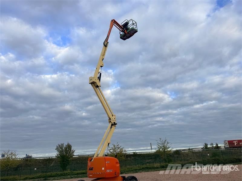 JLG 510AJ 4WD Nacelle Articulee Articulating Boom Lift Nacelles articulées
