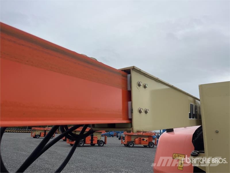 JLG 520AJ 4WD Diesel Articulating Boom Lift Strēles pacēlāji