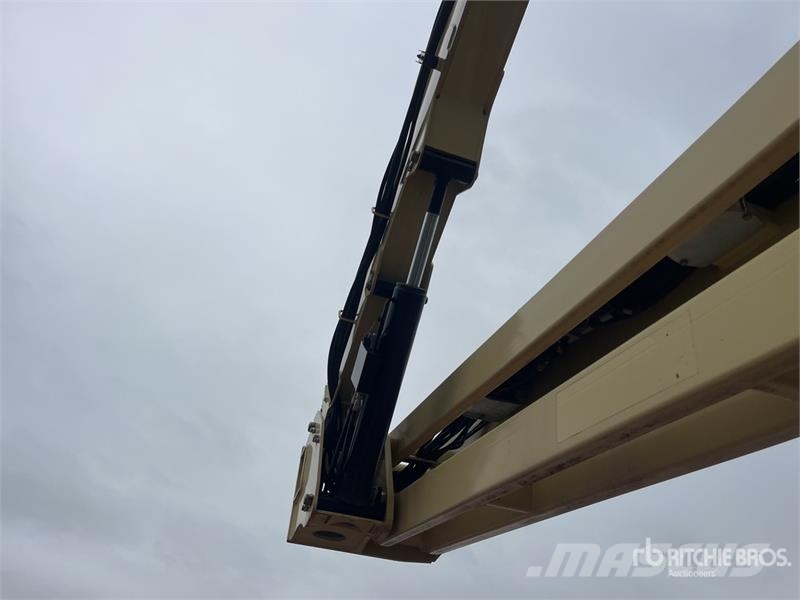 JLG 520AJ 4WD Diesel Articulating Boom Lift Strēles pacēlāji