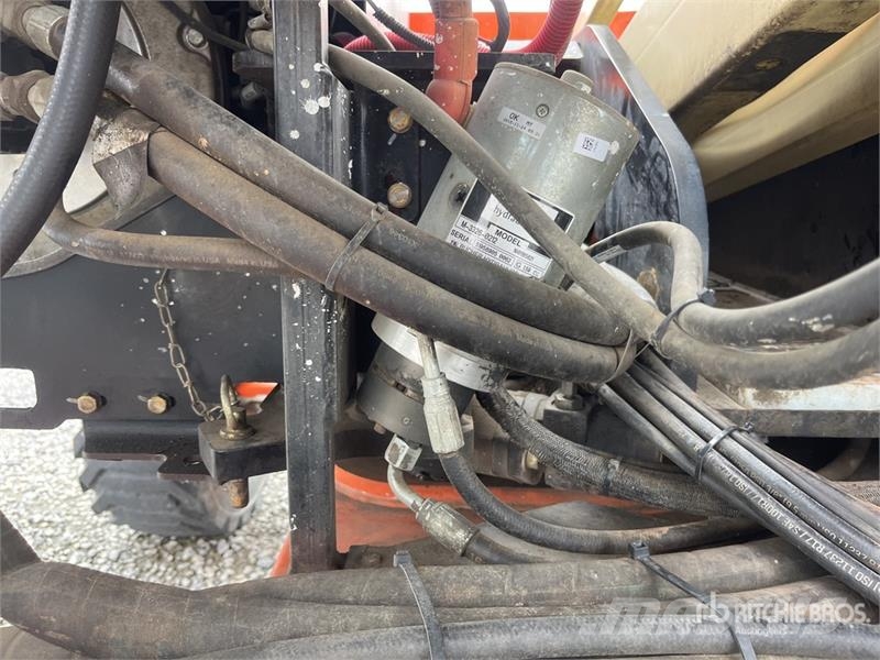JLG 520AJ 4WD Diesel Articulating Boom Lift Strēles pacēlāji
