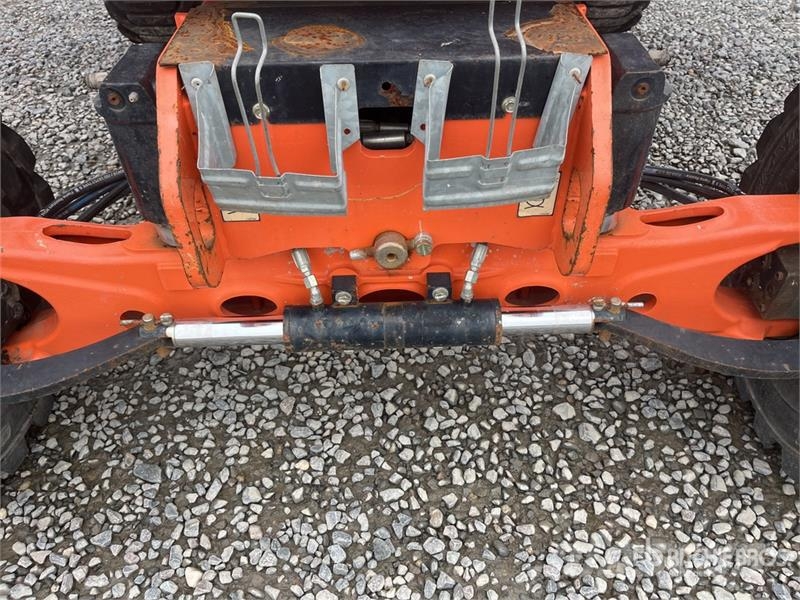JLG 520AJ 4WD Diesel Articulating Boom Lift Strēles pacēlāji
