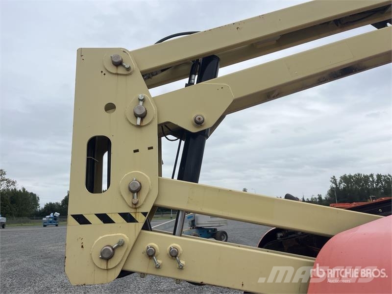 JLG 520AJ 4WD Diesel Articulating Boom Lift Strēles pacēlāji