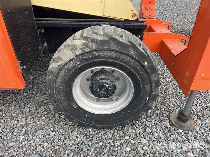 JLG 530LRT 4x4 Diesel Scissor Lift Šķerveida pacēlāji
