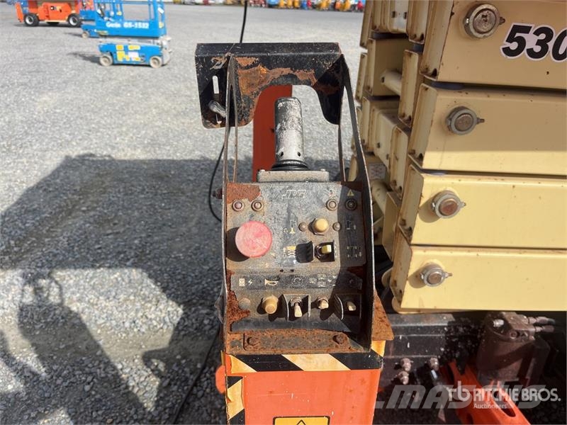 JLG 530LRT 4x4 Diesel Scissor Lift Šķerveida pacēlāji