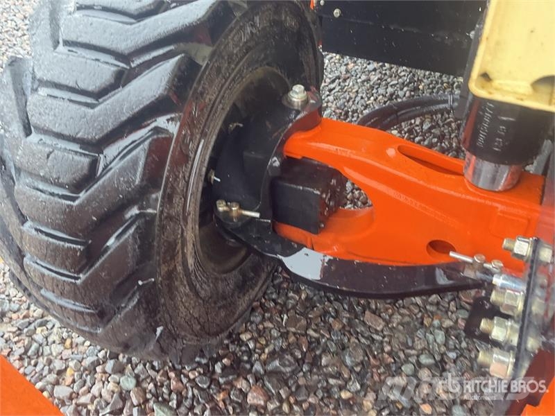 JLG 530LRT 4x4 Diesel Scissor Lift Käärtõstukid