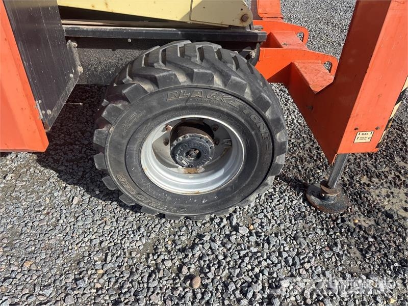 JLG 530LRT 4x4 Diesel Scissor Lift Šķerveida pacēlāji