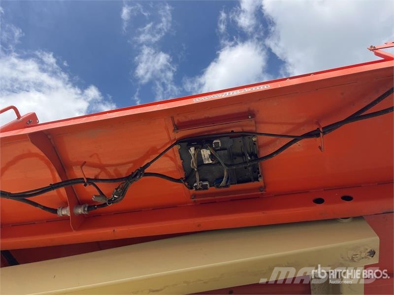 JLG 530LRT 4x4 Diesel Scissor Lift Šķerveida pacēlāji