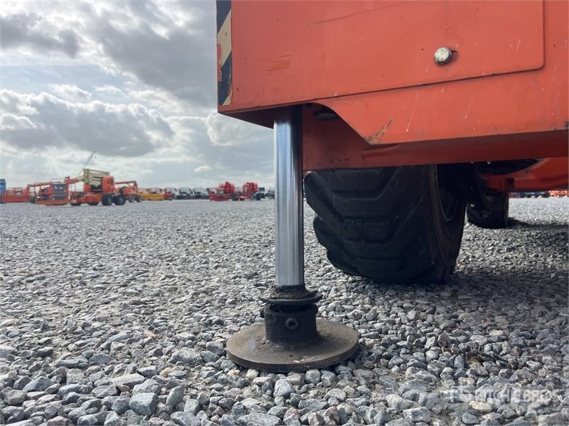 JLG 530LRT 4x4 Diesel Scissor Lift Šķerveida pacēlāji