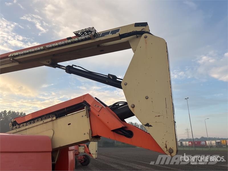 JLG 600AJ 4WD Diesel Articulating Boom Lift رافعات سلة مفصلية
