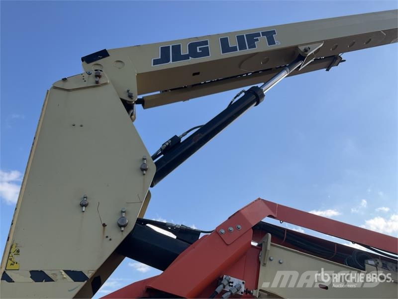 JLG 600AJ 4WD Diesel Articulating Boom Lift Articulated boom lifts