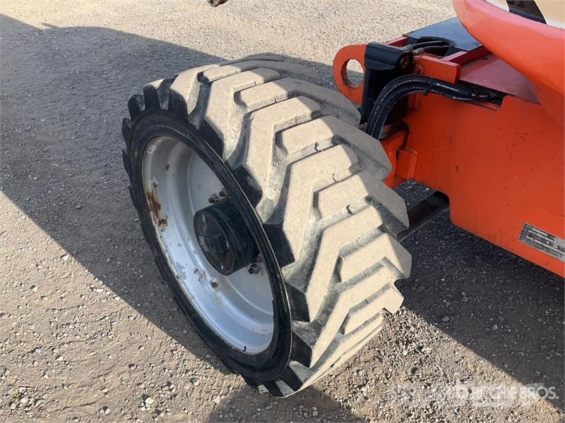 JLG 600AJ 4WD Diesel Articulating Boom Lift Articulated boom lifts