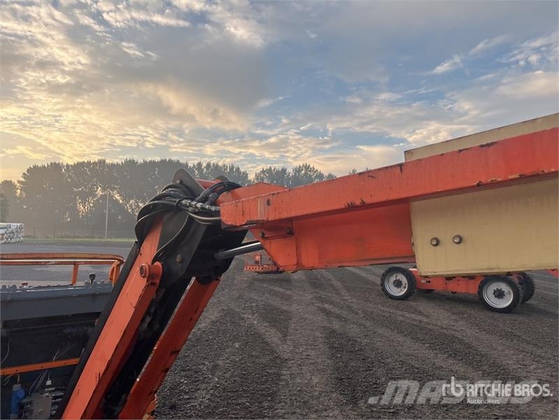 JLG 600AJ 4WD Diesel Articulating Boom Lift رافعات سلة مفصلية