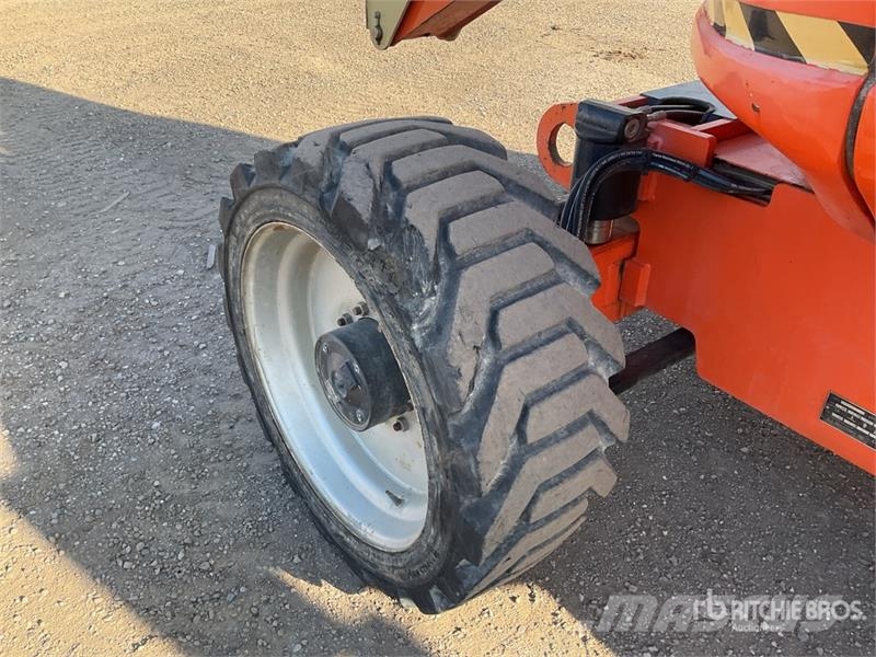 JLG 600AJ 4WD Diesel Articulating Boom Lift Articulated boom lifts