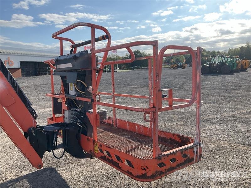 JLG 600AJ 4WD Diesel Articulating Boom Lift Articulated boom lifts