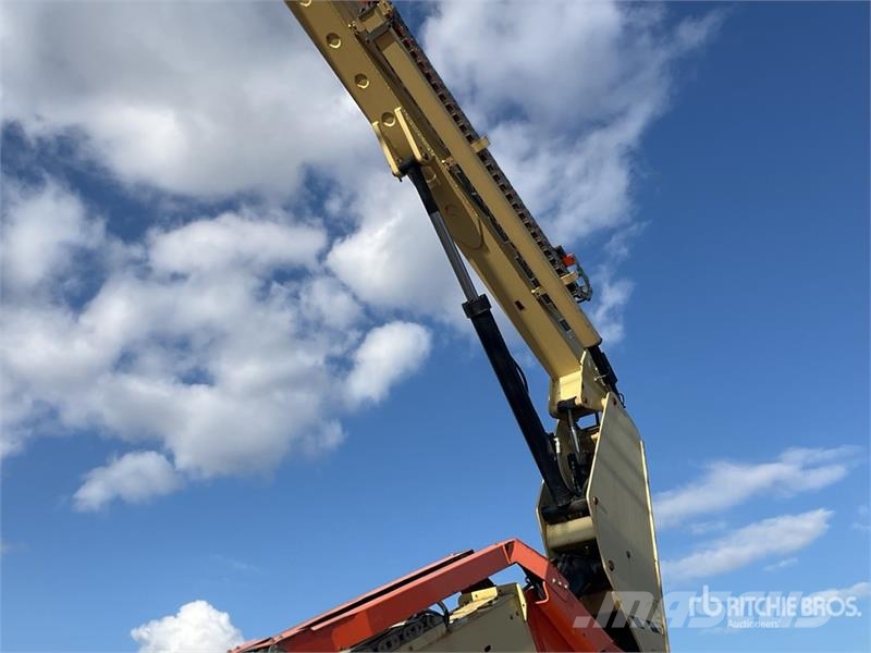 JLG 600AJ 4WD Diesel Articulating Boom Lift Articulated boom lifts