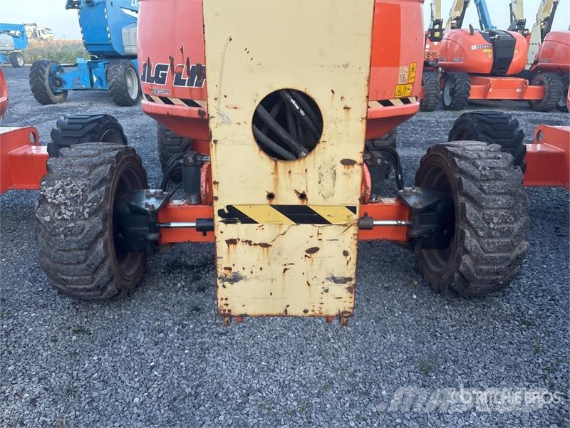 JLG 600AJ 4WD Diesel Articulating Boom Lift Knikarmhoogwerkers