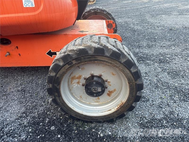 JLG 600AJ 4WD Diesel Articulating Boom Lift Knikarmhoogwerkers