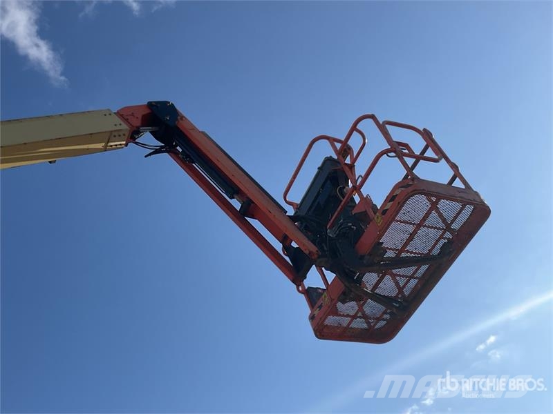 JLG 600AJ 4WD Diesel Articulating Boom Lift Articulated boom lifts