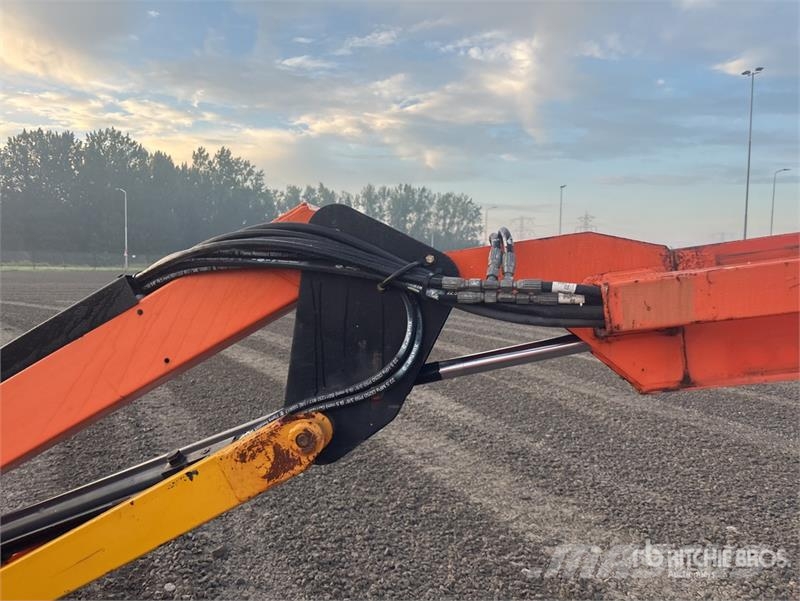 JLG 600AJ 4WD Diesel Articulating Boom Lift Knikarmhoogwerkers