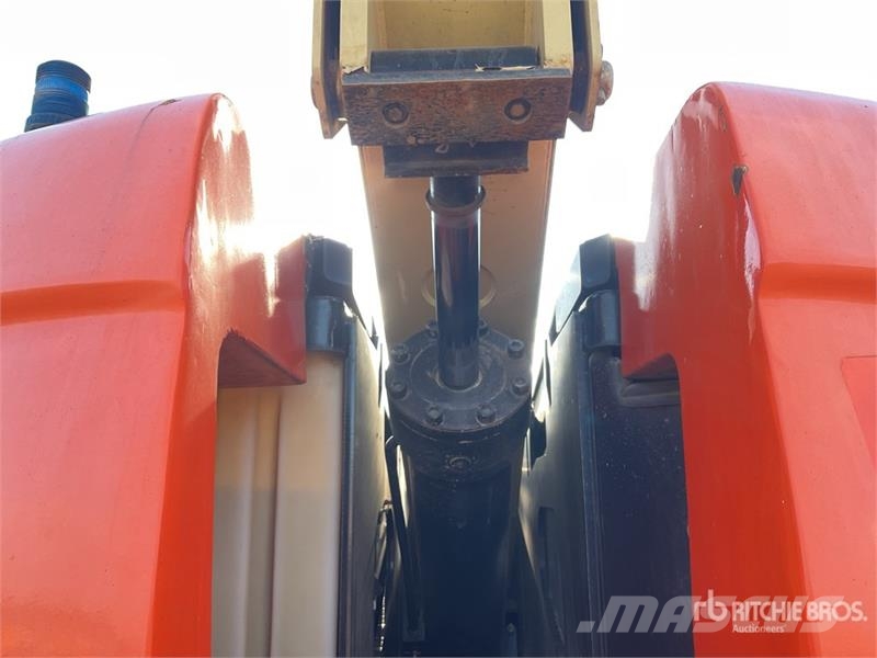 JLG 600AJ 4WD Diesel Articulating Boom Lift Articulated boom lifts